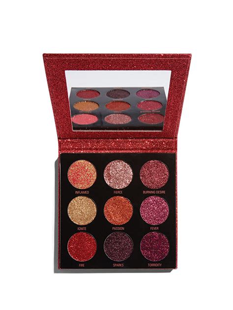 Makeup Revolution Pressed Glitter Palette Hot Pursuit .